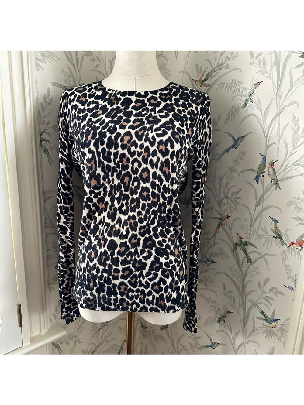 J. Crew leopard print women’s sweater size xs.